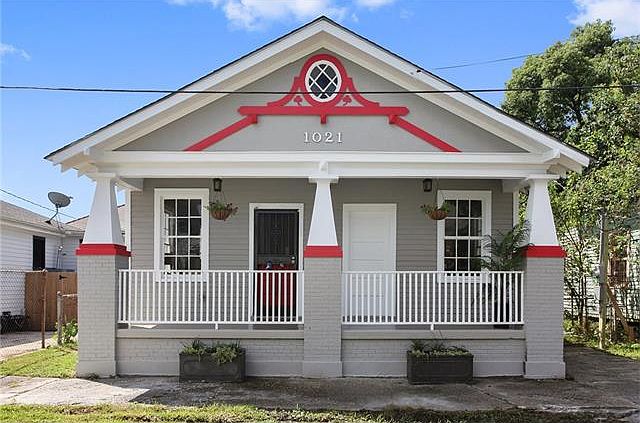 1st image of 1021 Evelina St