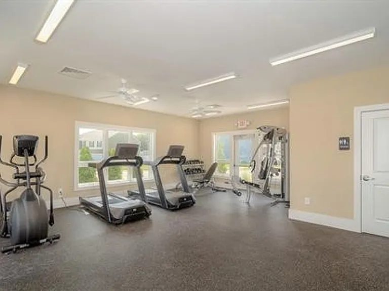 420 Preston Rd — Photo 45