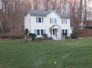 614 Winterton Rd, Bloomingburg, NY 12721