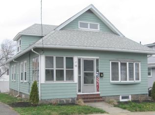 16 Carle Rd, Quincy, MA 02170