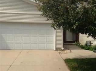 220 Parktrail Rd, Normal, IL 61761