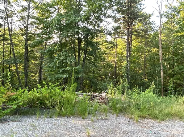 4372 Rocky Rd, Valdese, NC 28690