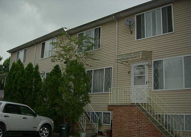 1st image of 16 Greenfield Ct