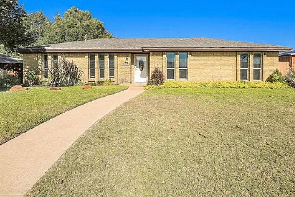 1st image of 1917 Westlake Dr
