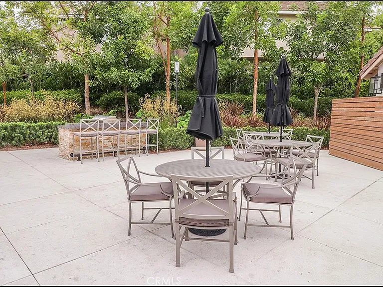 5 Chatham Ct — Photo 33