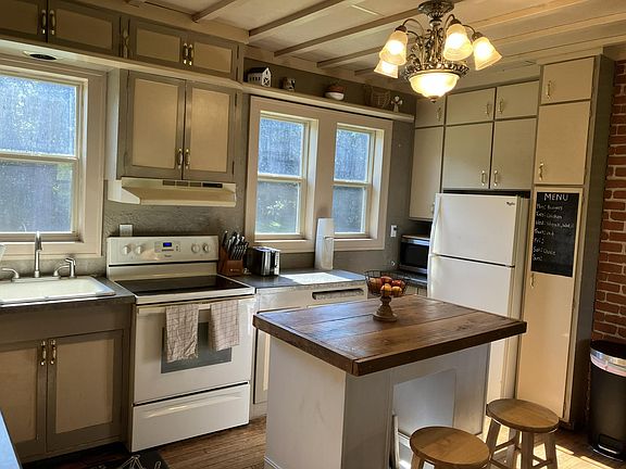 4th image of 12705 347th St