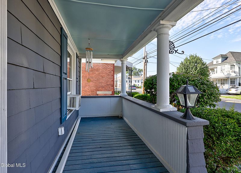 3rd image of 1230 Chrisler Avenue