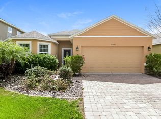 16040 Yelloweyed Dr, Clermont, FL 34714