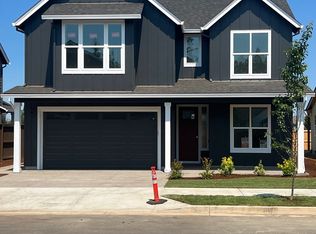 240 SW 18th St, Canby, OR 97013