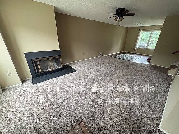 3rd image of 3605 Pinhorn Dr