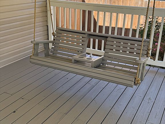 Front porch swing
