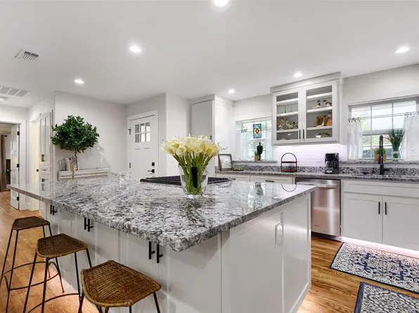 1405 N Wharton St, Sherman, TX 75092