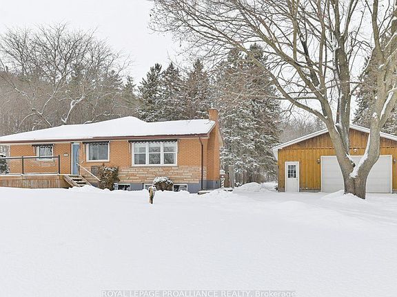 3rd image of 556 Rosebush Rd