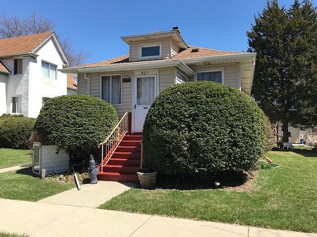 1st image of 907 N 12th Ave