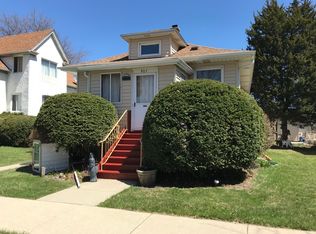 907 N 12th Ave, Melrose Park, IL 60160