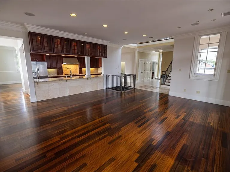 945 Westminster St #2 — Photo 7