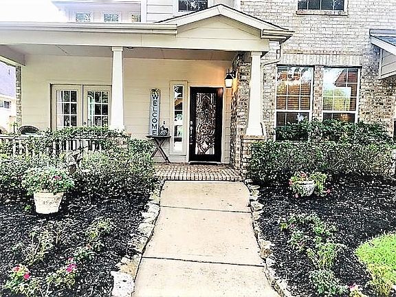 4th image of 3914 Lakeridge Canyon Dr