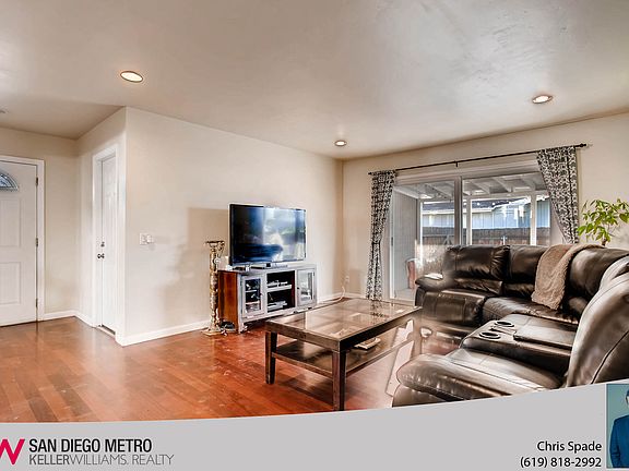 5th image of 8606 Carlton Oaks Dr