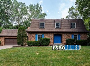 5 Timberwood Ct, Moline, IL 61265
