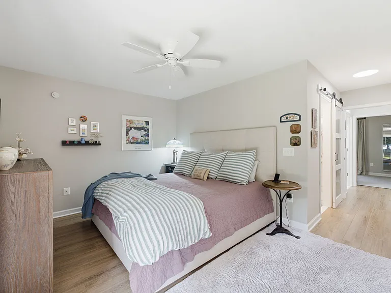 6932 Fairfax Dr #100 — Photo 25