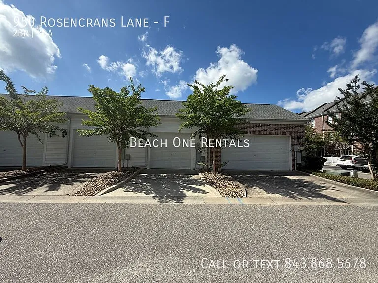 950 Rosencrans Ln #F — Photo 12
