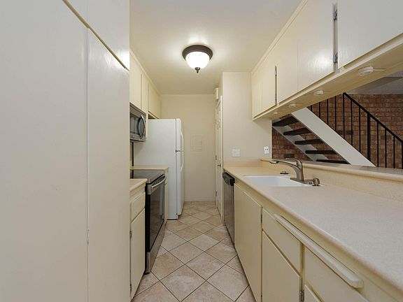 3rd image of 4704 Capay Dr Unit 3