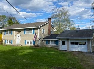 171 Mills Rd, Newcastle, ME 04553