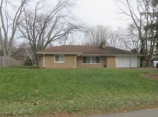1310 Pinehurst Dr, Fort Wayne, IN 46815