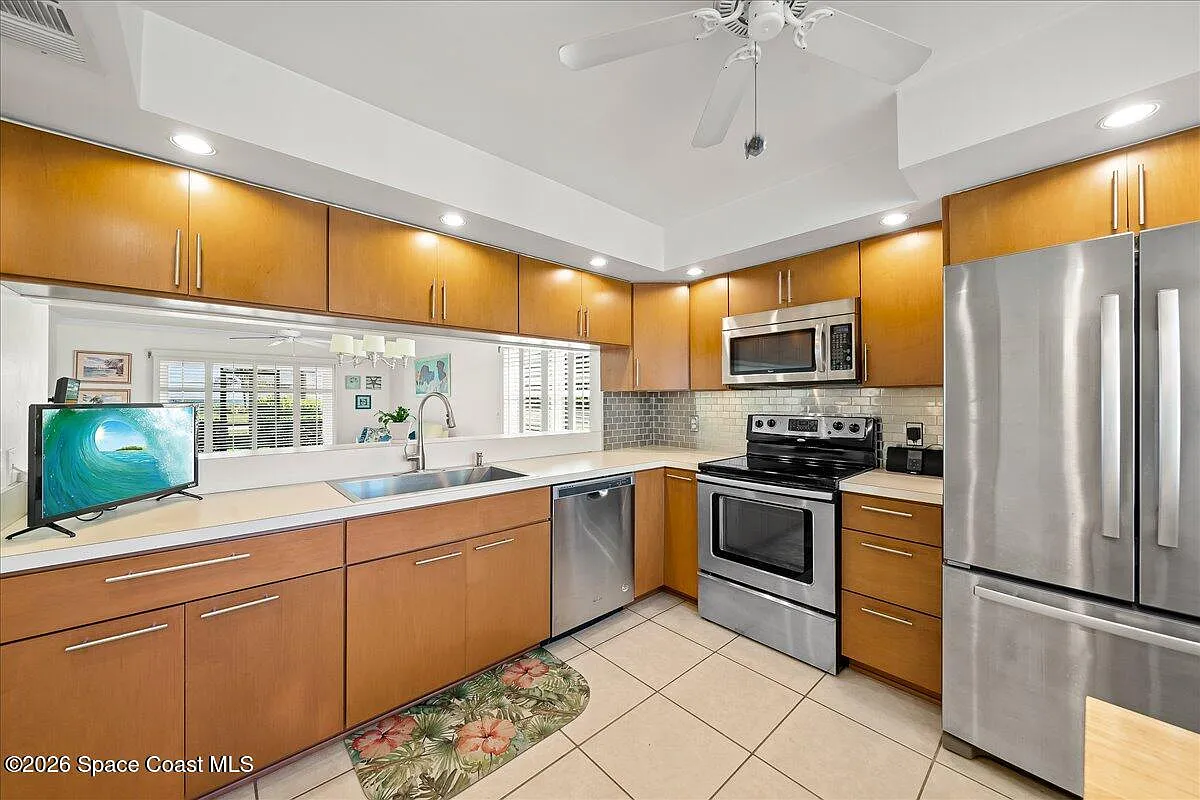 2 bed, 1215 sqft, $2,650 — Photo 4