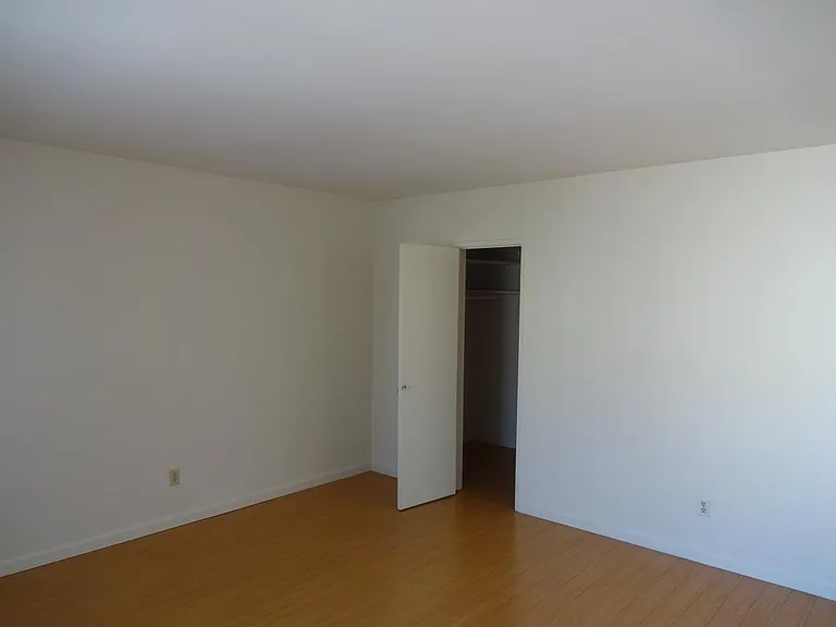 91 N Mar Vista Ave #9 — Photo 20