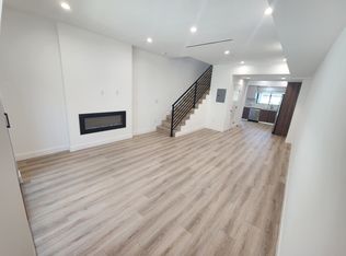 6061 Fulton Ave, Van Nuys, CA 91401