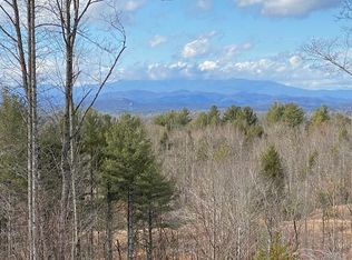 2728 Kite Dr, Lenoir, NC 28645