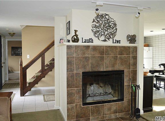 4th image of 3 Lehigh Ln