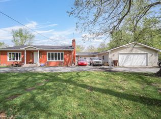 1950 W 235th St, Steger, IL 60475