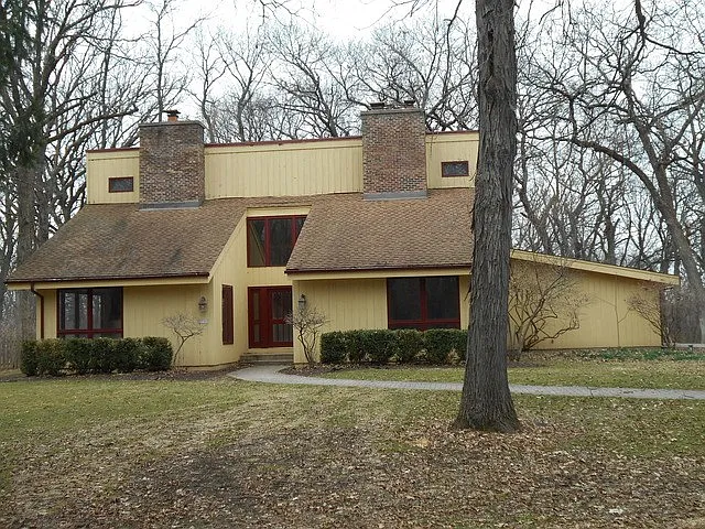 10111 Braeburn Rd photo 1