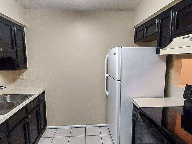 5212 Butter Creek Ln — Photo 6