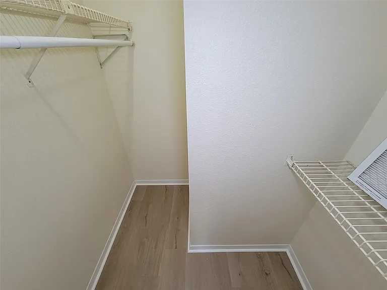 2118 Steamboat Run — Photo 23
