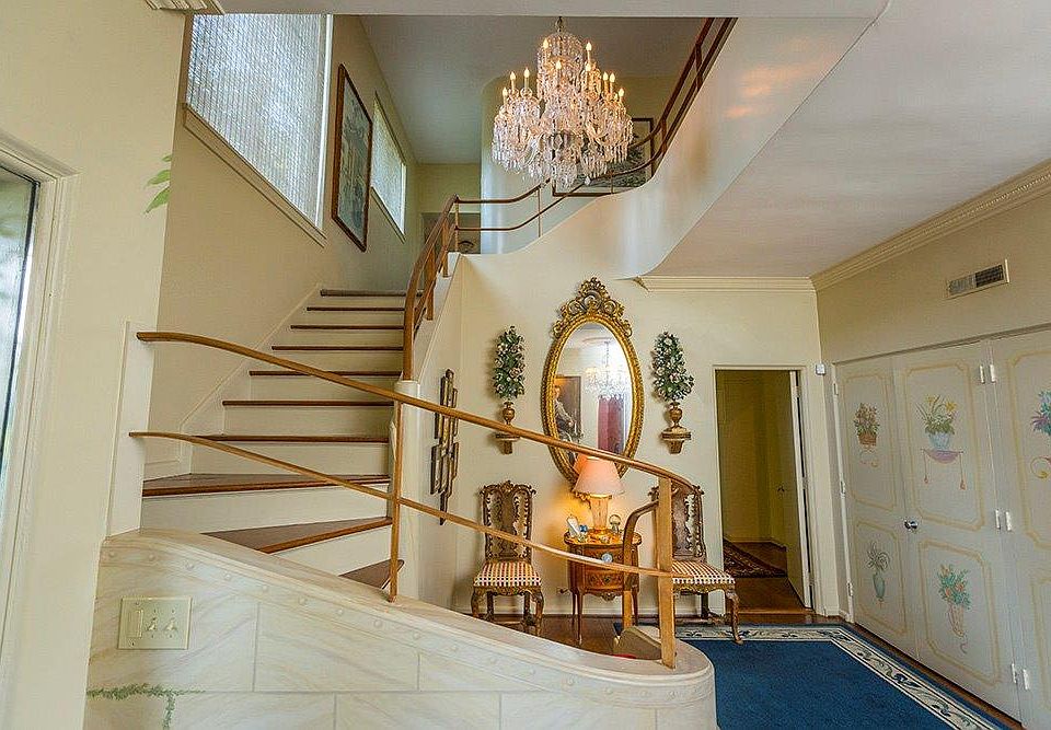 6250 Redbird Hollow Ln, Cincinnati, OH 45243 Zillow