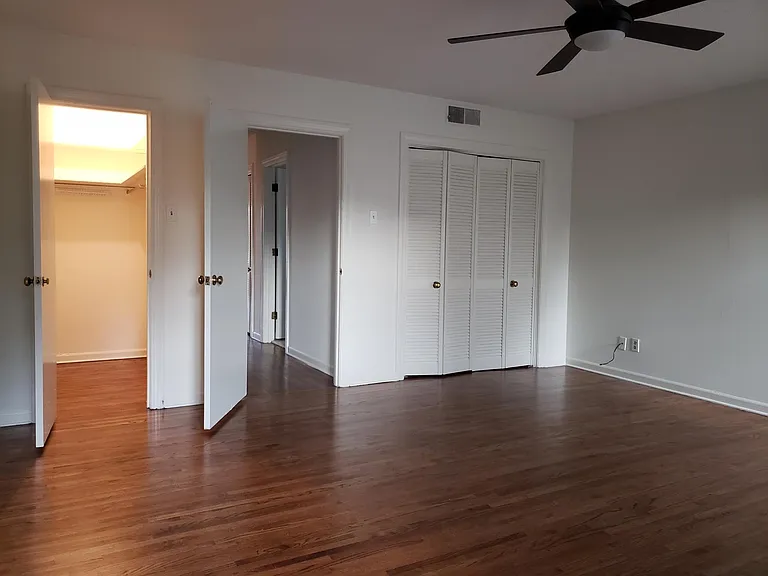 1505 Eastmoreland Ave — Photo 16
