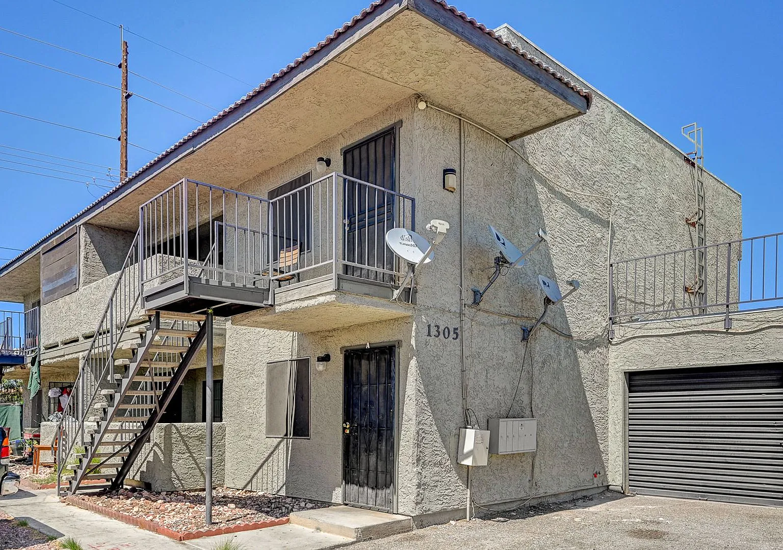 1305 Kari Lee Ct. 4 Plex — Photo 2