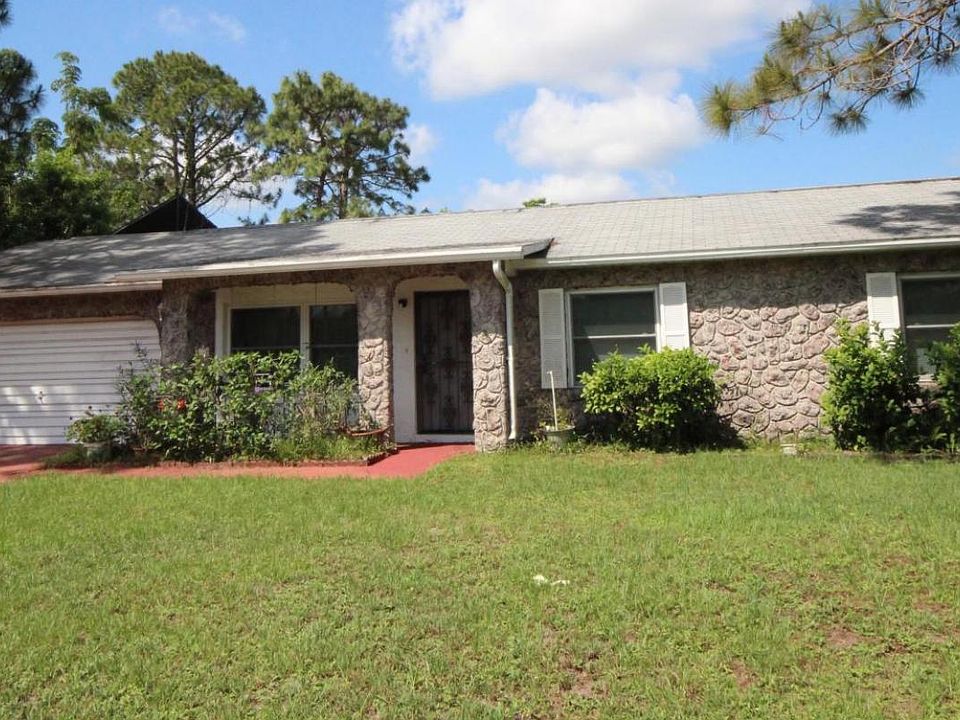 1st image of 1372 Dexter Dr E