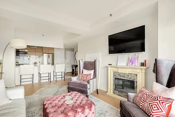 Rented by Compass | media 21