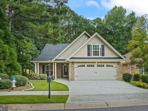 9116 Whispering Pines Cir, Covington, GA 30014