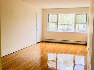 61-14 157th St FLOOR 2, Flushing, NY 11367