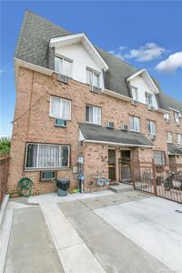 476 E 186th St, Bronx, NY, 10458