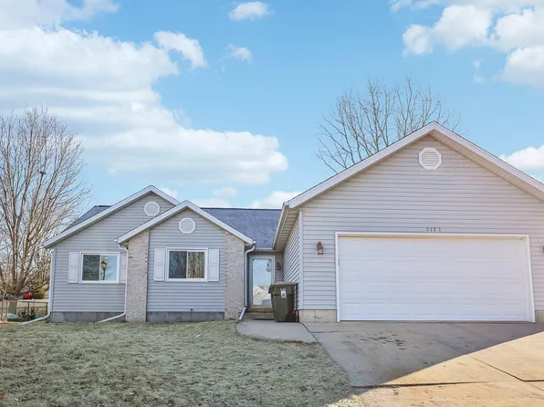 1131 Broadway Dr, Sun Prairie, WI 53590