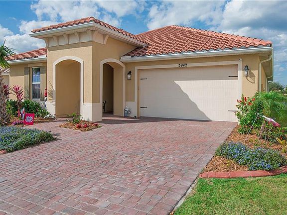 4th image of 3942 Carrick Bend Dr