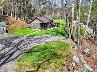 126 Geary Wolfe Rd, Pine Grove, PA 17963
