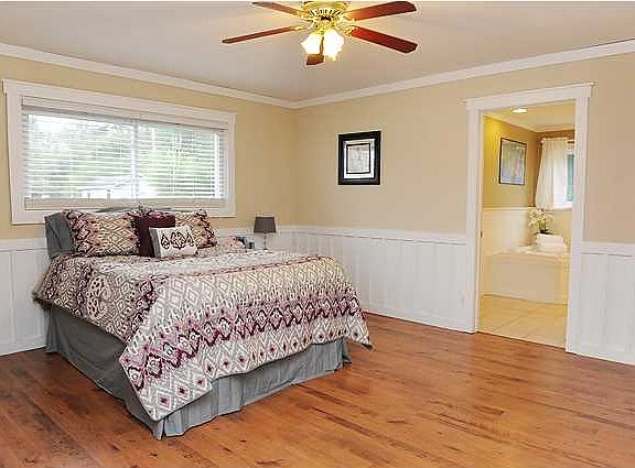 2nd image of 431 Greens Lake Cir