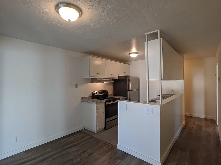2607 Ellsworth Street — Photo 9